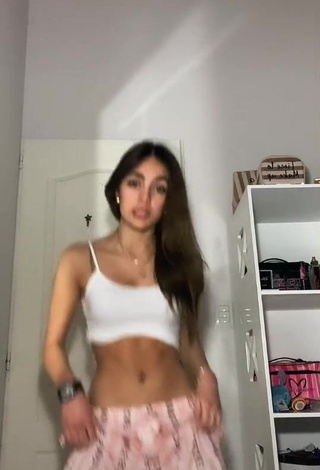 Cute kiki in White Crop Top