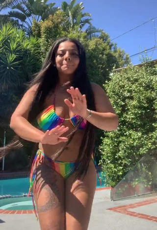 3. Hot Mikayla Saravia Shows Cleavage in Bikini and Bouncing Tits (Underboob)