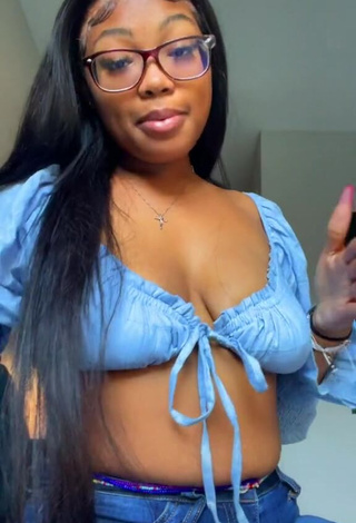 Seductive Destinyy Shows Cleavage in Blue Crop Top