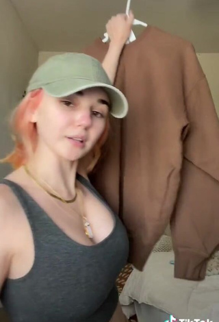 Sexy Madison Rice Shows Cleavage in Grey Crop Top