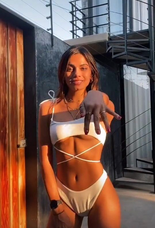 Sweet Manu Barrios Shows Cleavage in Cute White Bikini (Underboob)