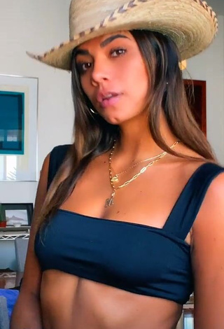 Beautiful Manu Barrios Shows Cleavage in Sexy Black Crop Top