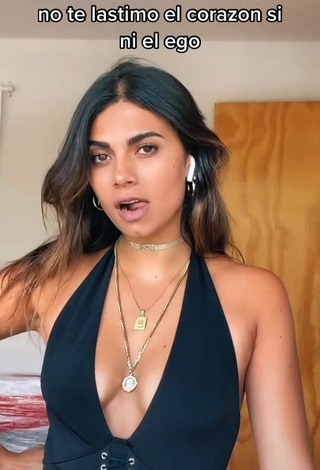 3. Sexy Manu Barrios Shows Cleavage in Black Top