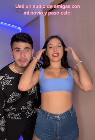 3. Seductive Mariam Obregón Shows Cleavage in Blue Crop Top