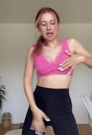 Hottest Marie-Sophie Shows Cleavage in Pink Crop Top and Bouncing Boobs