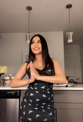 4. Sexy Iya Madrid Shows Cleavage in Dress