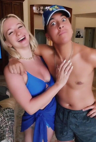 4. Hot Mollee Gray Shows Cleavage in Blue Bikini Top