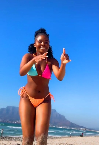 3. Sexy mpho pink Shows Cleavage in Bikini at the Beach