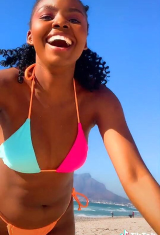 4. Sexy mpho pink Shows Cleavage in Bikini at the Beach