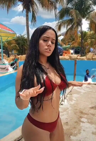 1. Sexy Nicole Diaz Shows Cleavage in Red Bikini (Side Boob)