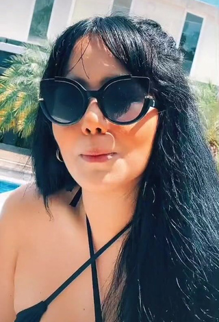 Sexy Nicole Diaz Shows Cleavage in Black Bikini Top (Side Boob)