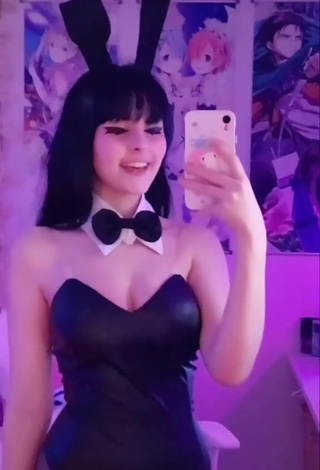 1. Sexy Kylie Shows Cleavage in Black Bodysuit