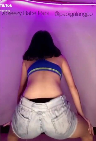 1. Beautiful Charisse Galang Shows Butt while Twerking