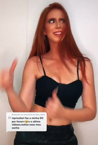 Sexy Priscila Caliari Shows Cleavage in Crop Top