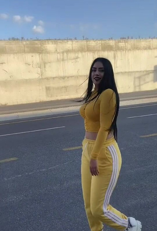 3. Hot Seherkoçaker in Crop Top in a Street