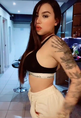 Sexy Alejandra Treviño in Sport Bra