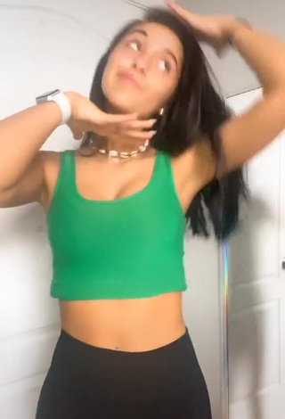 Wonderful Taylor Mackenzie Shows Cleavage in Green Crop Top