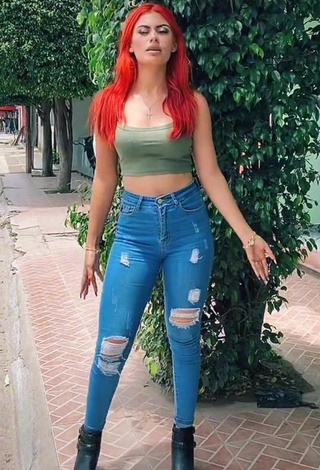 3. Hot Jissela López Shows Butt in a Street