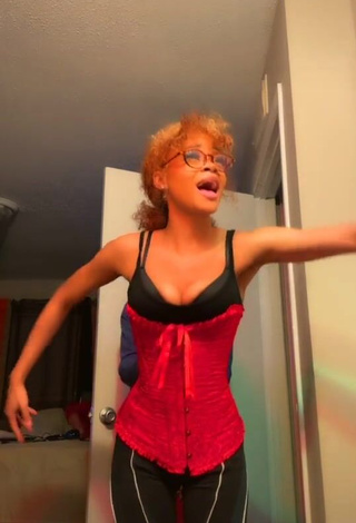 1. Sexy Challan Dang Shows Cleavage in Red Corset