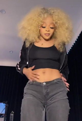 Sweetie Challan Dang Shows Cleavage in Black Crop Top