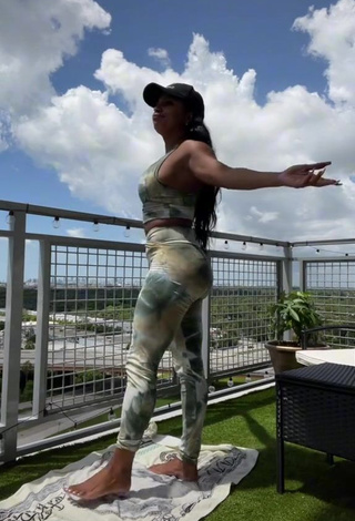 Cute Candice Shows Butt on the Balcony