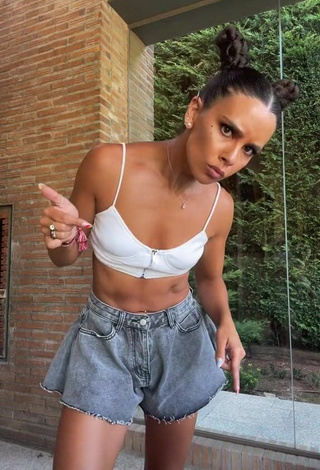 1. Cute Cristina Pedroche Shows Cleavage in White Crop Top