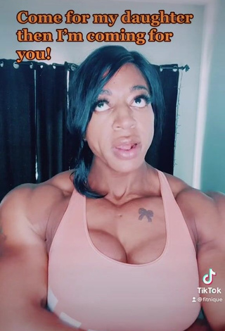 3. Hot Monique Jones Shows Cleavage in Beige Crop Top