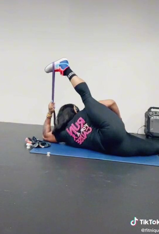 Hot Monique Jones in Black Leggings while doing Fitness Exercises