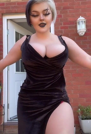 4. Cute Hollymarie Shows Cleavage in Black Dress