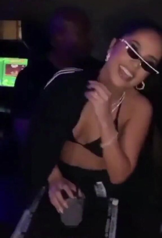 3. Hot Beckyg Shows Cleavage in Black Bikini Top