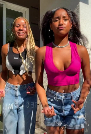 1. Beautiful Kyla Imani Shows Cleavage in Sexy Crop Top