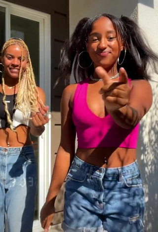 4. Beautiful Kyla Imani Shows Cleavage in Sexy Crop Top