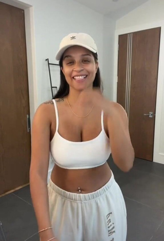 Sexy Lilly Singh Shows Cleavage in White Crop Top