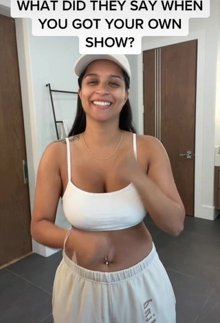 4. Hot Lilly Singh Shows Cleavage in White Crop Top