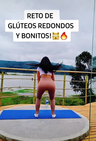 1. Hot Lulo Fit Shows Butt while doing Fitness Exercises