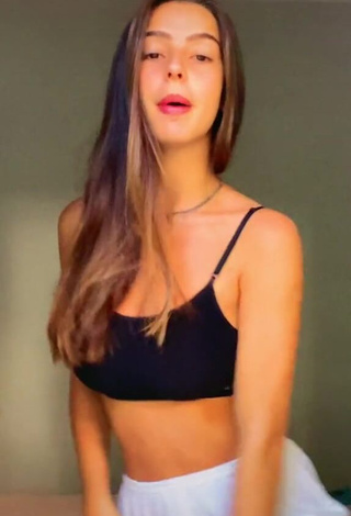 Sweetie maafeltrim_ Shows Cleavage in Black Crop Top