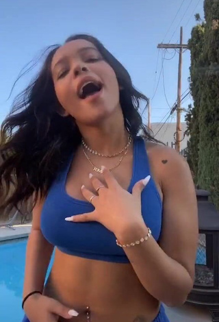 4. Erotic River Bleu Shows Cleavage in Blue Crop Top at the Pool