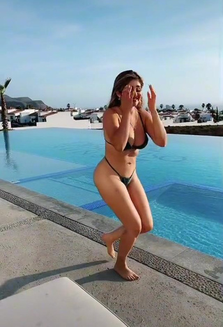 4. Cute Sharon Shirley Shows Butt at the Swimming Pool and Bouncing Tits