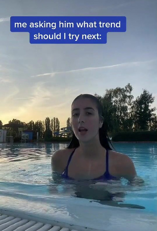 3. Sexy Silvia Solymosyová Shows Cleavage in Blue Bikini at the Swimming Pool