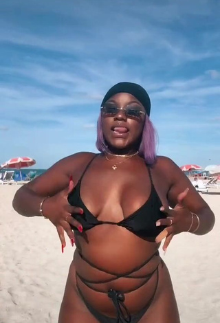 Magnificent Skaibeauty Shows Cleavage in Black Bikini at the Beach and Bouncing Boobs