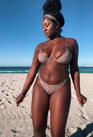 Cute Skaibeauty Shows Cleavage in Leopard Bikini at the Beach and Bouncing Boobs