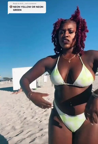 Really Cute Skaibeauty Shows Cleavage in Bikini at the Beach and Bouncing Boobs