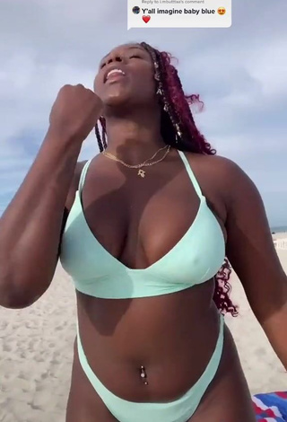 4. Amazing Skaibeauty Shows Nipples at the Beach and Bouncing Boobs