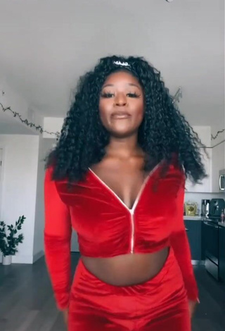 1. Hot Skaibeauty Shows Cleavage in Red Crop Top and Bouncing Breasts