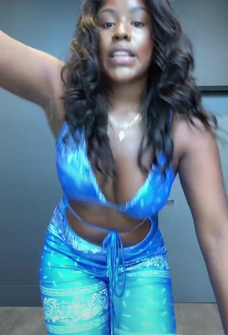 4. Cute Skaibeauty Shows Cleavage in Bodysuit and Bouncing Boobs