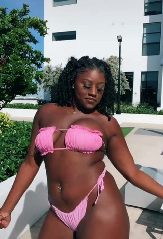 4. Skaibeauty Looks Sexy in Pink Bikini and Bouncing Boobs