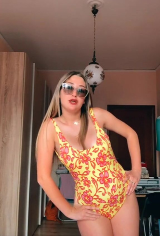 Hot Sofia Sembiante Shows Cleavage in Floral Swimsuit