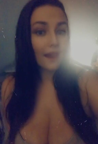 4. Cute the_breastest Shows Cleavage