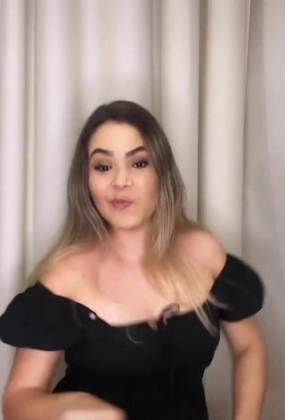 4. Hot Vick Barbosa Shows Cleavage in Black Dress and Bouncing Boobs