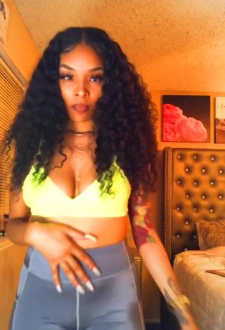 1. Sweetie Diandra Shows Cleavage in Light Green Crop Top